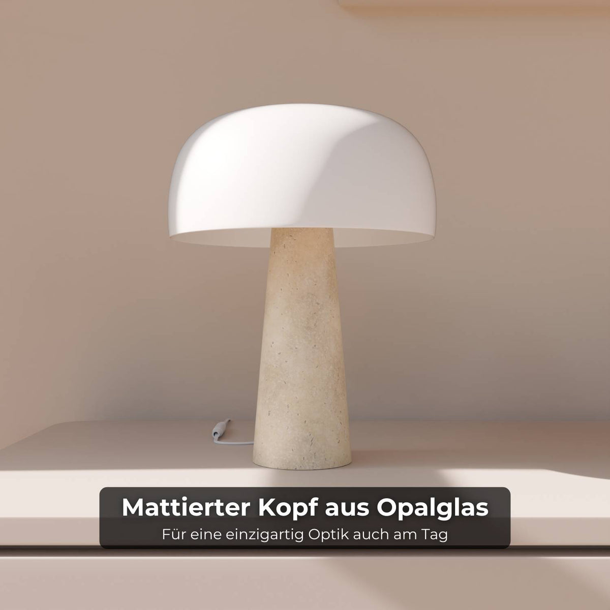 Towar powystawowy: lampa stołowa Lyra
